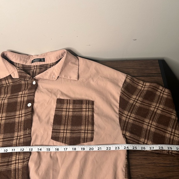 SHEIN Shirt Women’s 1X Brown Long Sleeve Button Down Patch Work - Picture 4 of 7